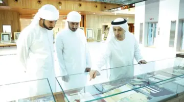 مركز جمعة الماجد يستعرض فنون ترميم المخطوطات